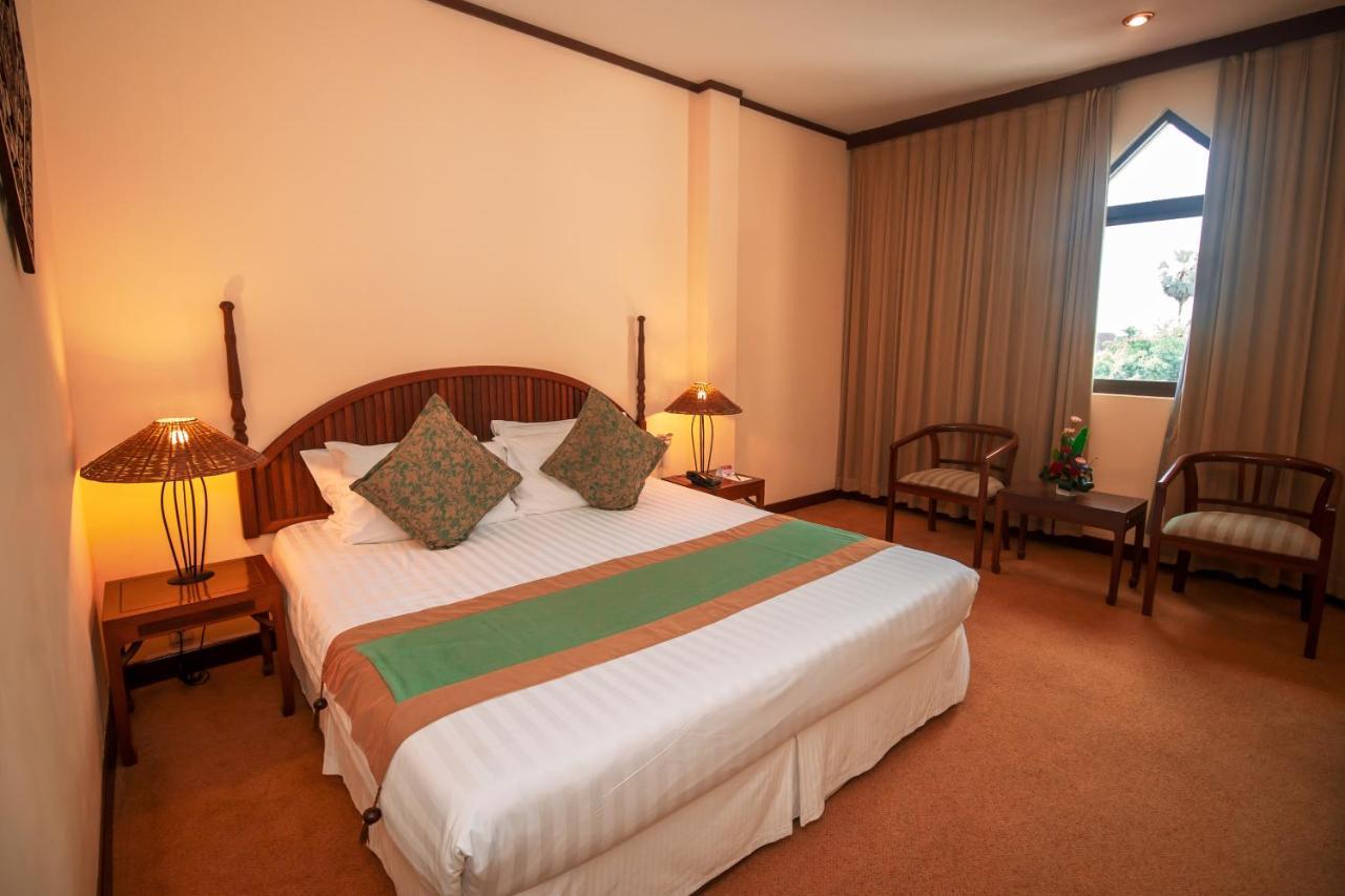Laotel Vientiane Buitenkant foto