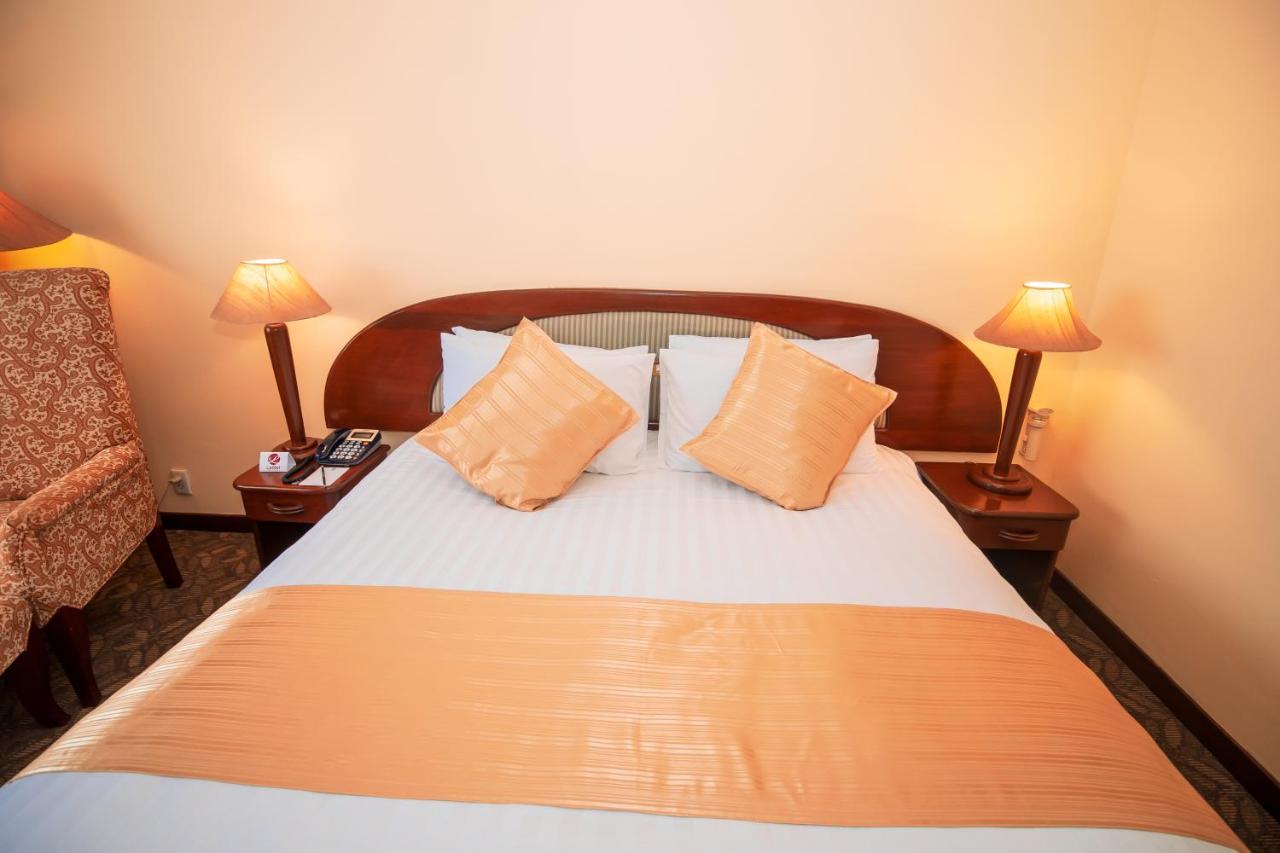 Laotel Vientiane Buitenkant foto