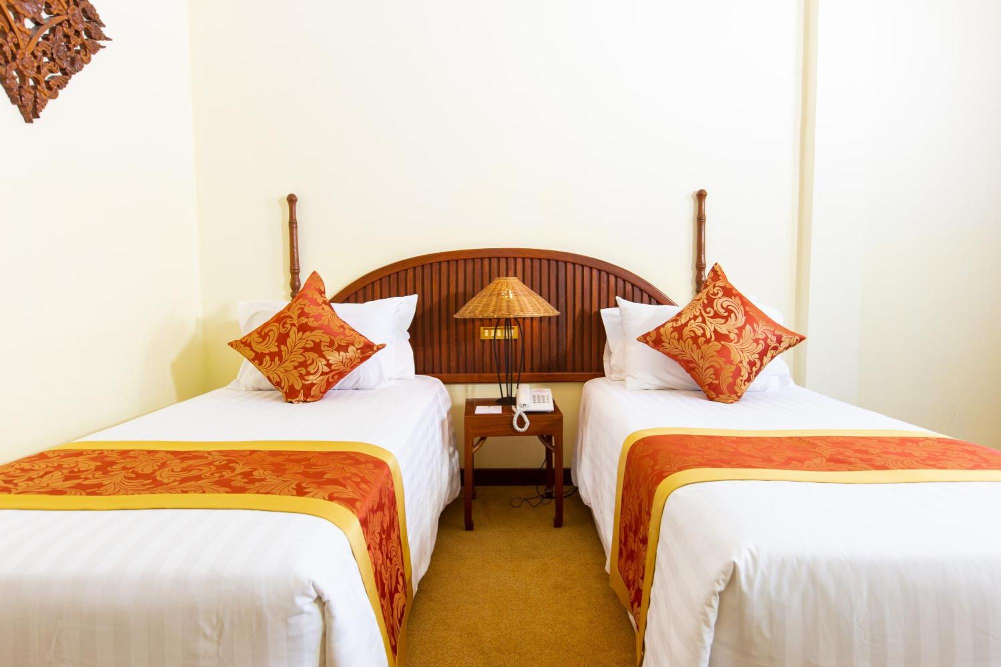 Laotel Vientiane Buitenkant foto